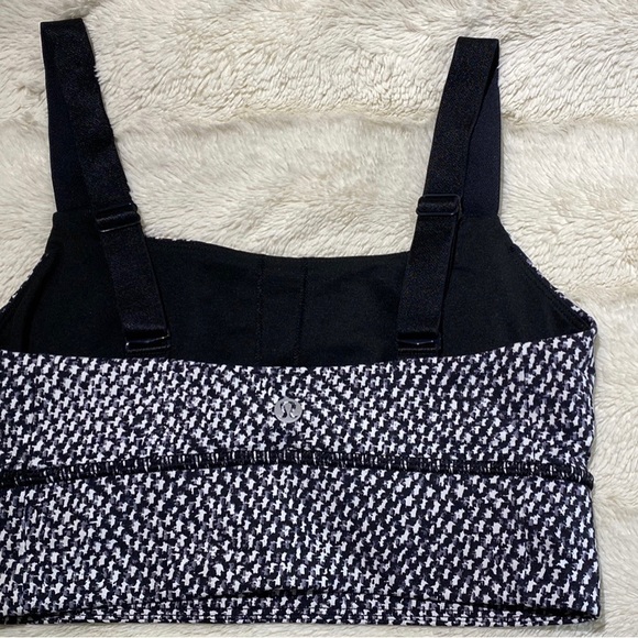 Lulu Sports Bra - Picture 2 of 6